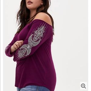 Torrid cold shoulder long sleeve tee